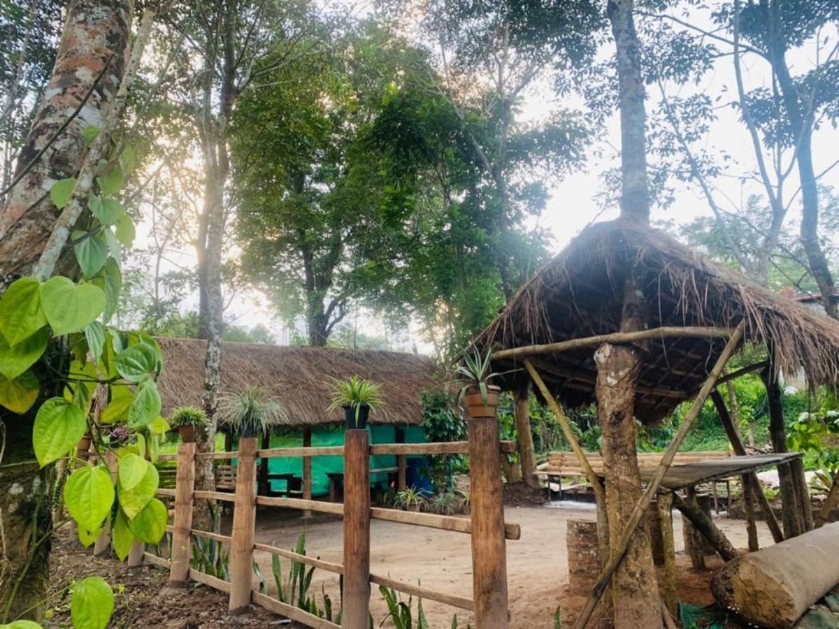 Kailasa Stays Chegat Exterior photo